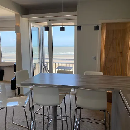 In Nieuwpoort-bad With Sea View Lägenhet Nieuwpoort