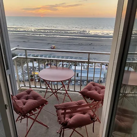 In Nieuwpoort-bad With Sea View Lägenhet *